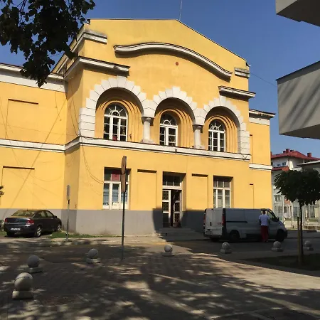 Palas Apartment *